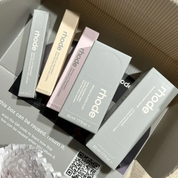 rhode skin | Skincare | Rhode Skin Set 3 Peptide Lip Treatment